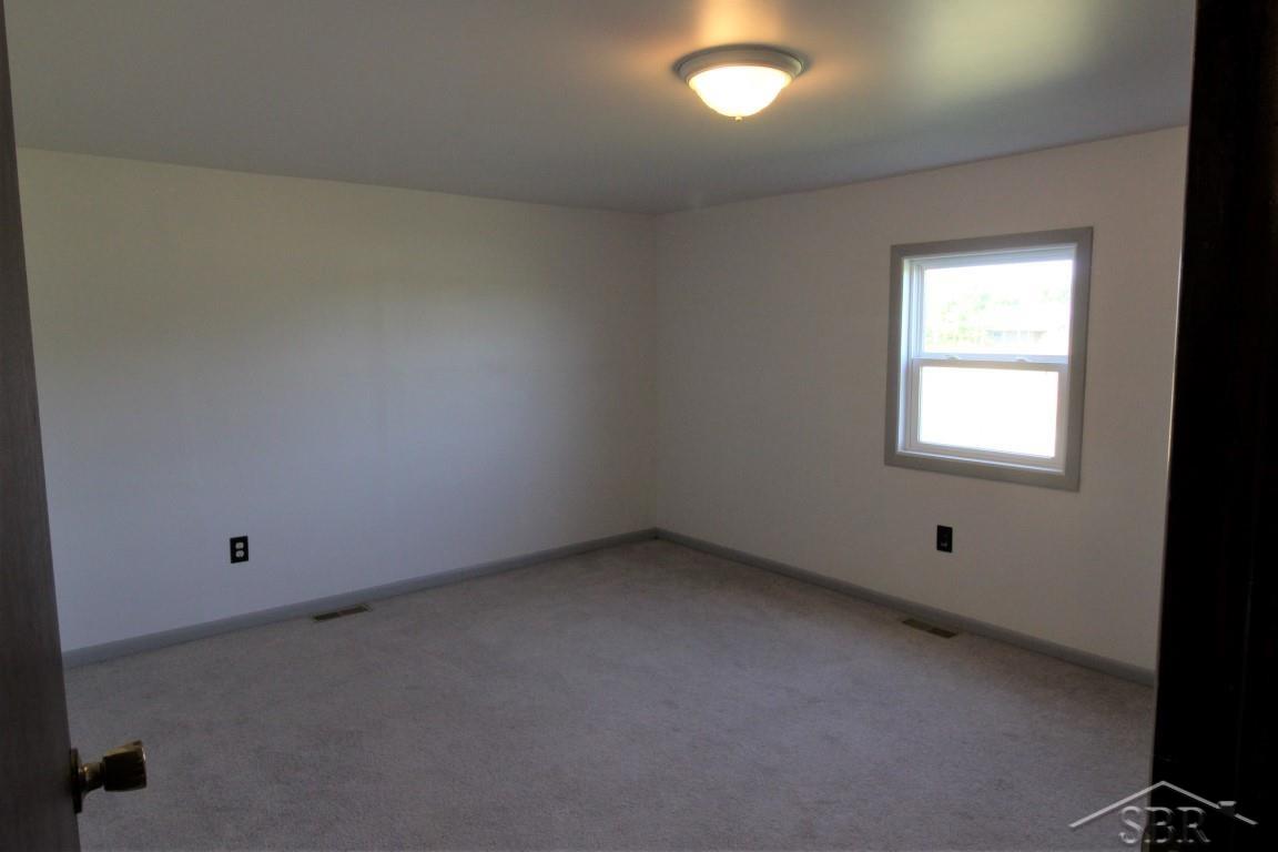 2471 Whites Beach Road Standish, MI 48658 - Photo 8 of 9 50060019-7.JPG