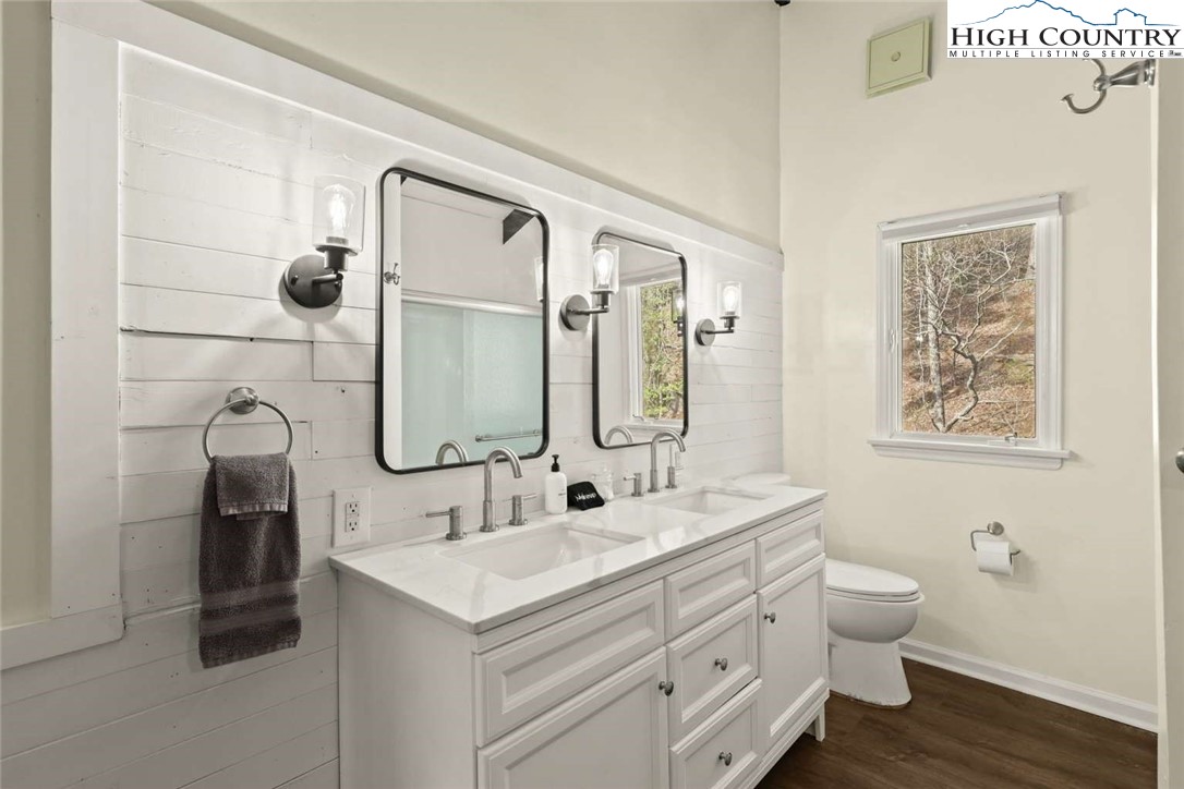 301 Howard Steelman Drive Deep Gap, NC 28618 - Photo 12 of 25