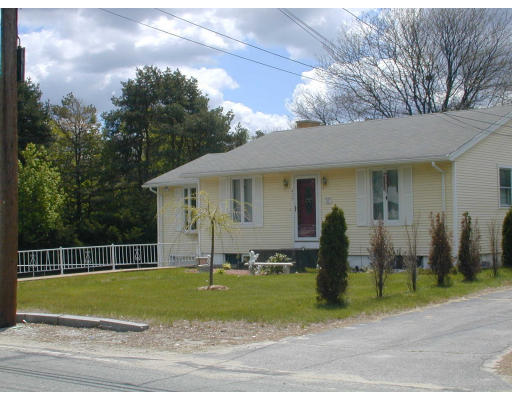 425 Wrentham Road Bellingham, MA 02019 - Photo 4 of 6 Gallery Image 4