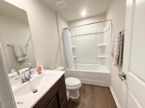 $1,950 | 8097 Sterling Oaks Drive Northwest, Ash, NC 28420