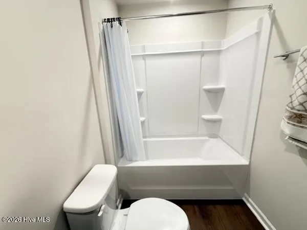 $1,950 | 8097 Sterling Oaks Drive Northwest, Ash, NC 28420