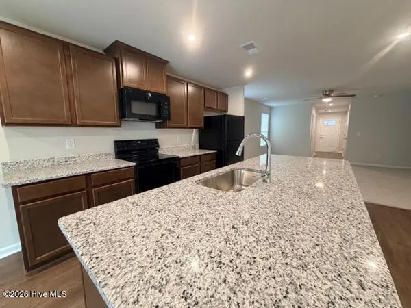 $1,950 | 8097 Sterling Oaks Drive Northwest, Ash, NC 28420