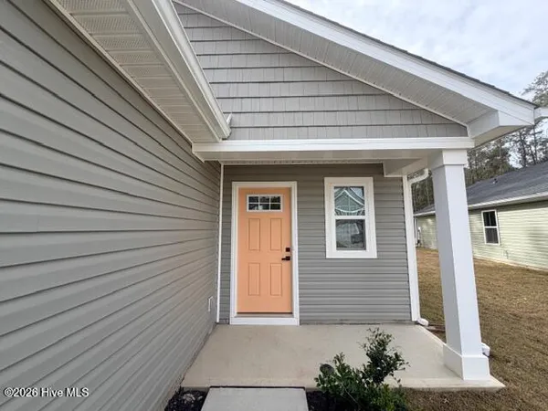 $1,950 | 8097 Sterling Oaks Drive Northwest, Ash, NC 28420