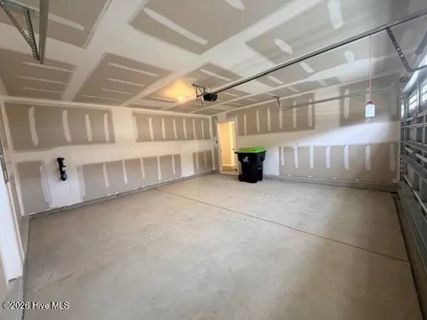 $1,950 | 8097 Sterling Oaks Drive Northwest, Ash, NC 28420