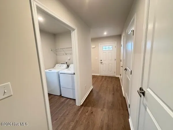 $1,950 | 8097 Sterling Oaks Drive Northwest, Ash, NC 28420