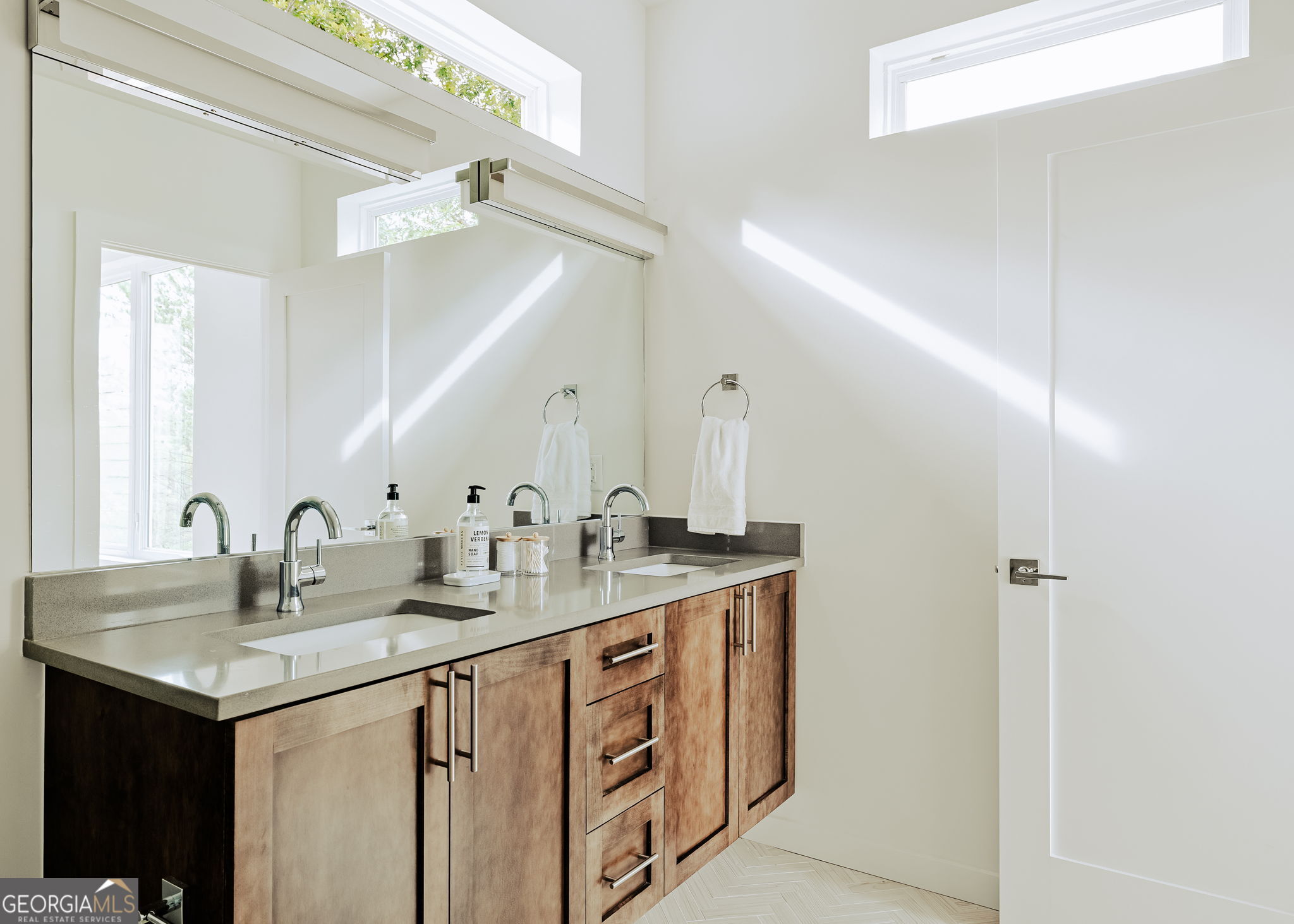 119 Brannon Ridge Young Harris, GA 30582 - Photo 36 of 48 Representative photo of another Starling built in the community.