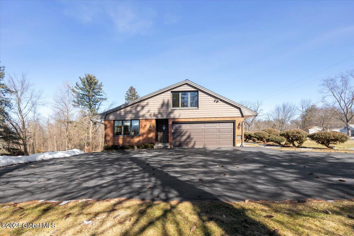 148 Ashdown Road Ballston Lake, NY 12019 - Photo 12 of 43 12-DSC06216