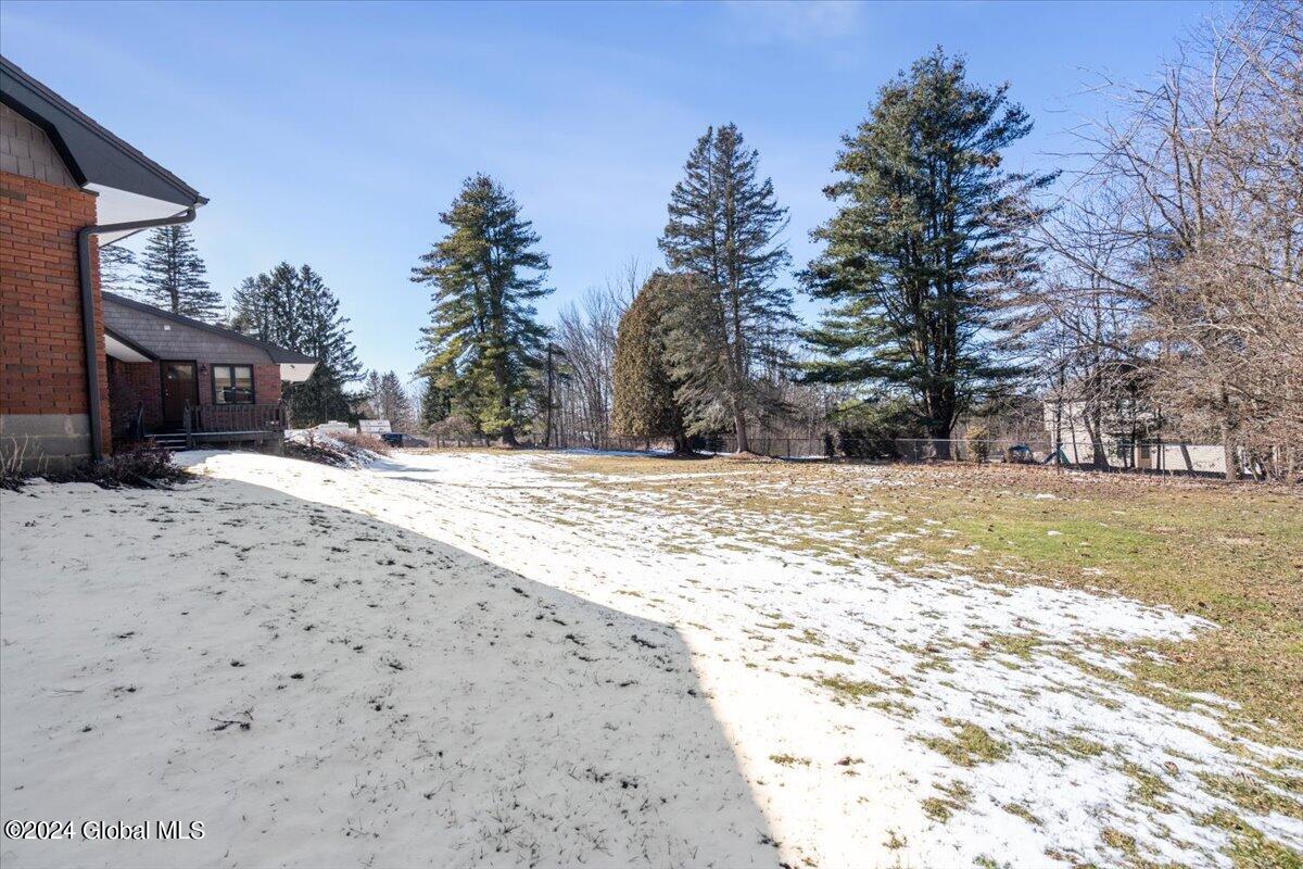 148 Ashdown Road Ballston Lake, NY 12019 - Photo 4 of 43 05-DSC06209