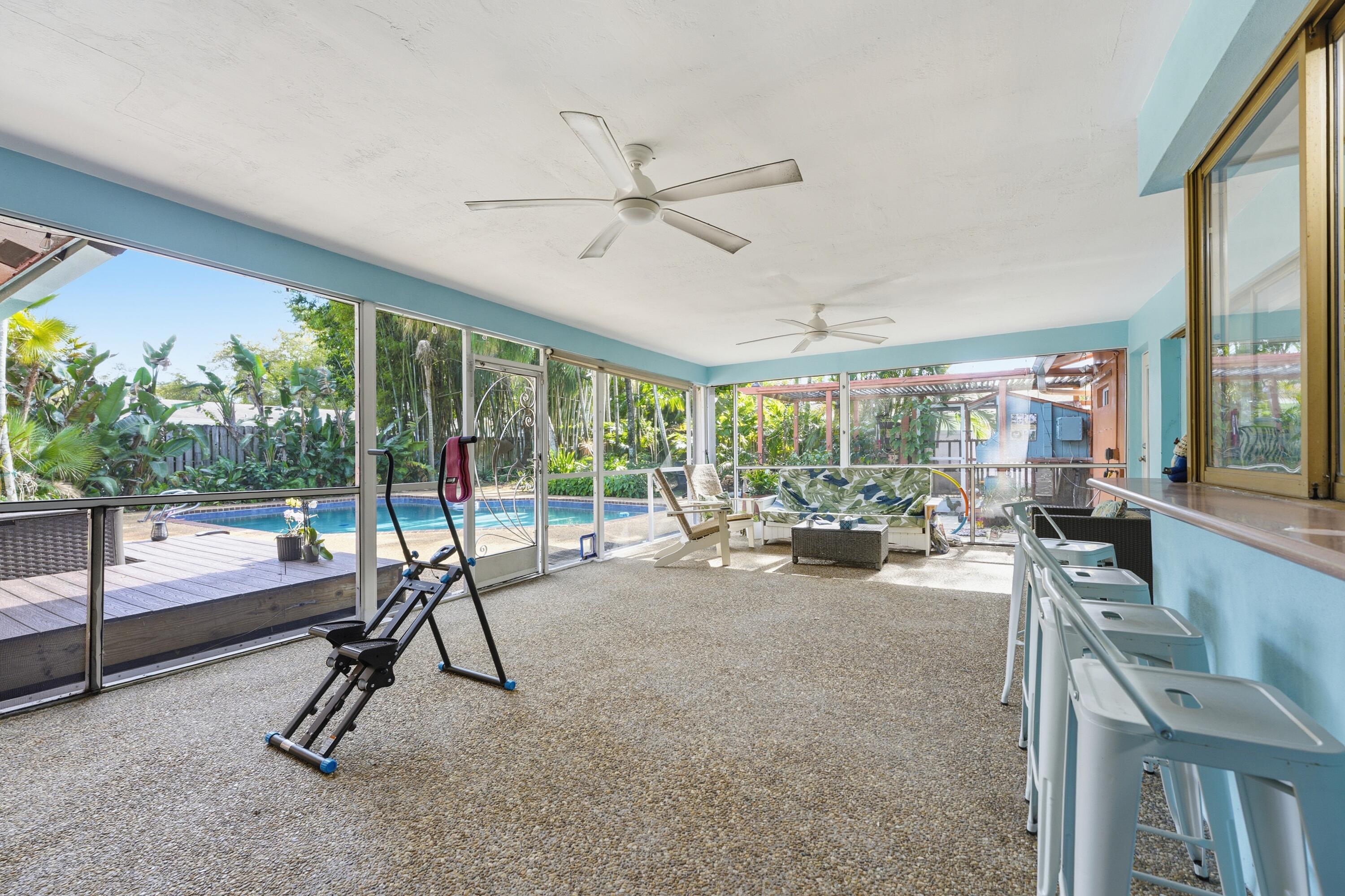 940 Southwest 69th Avenue Plantation, FL 33317 - Photo 9 of 24 940pic4