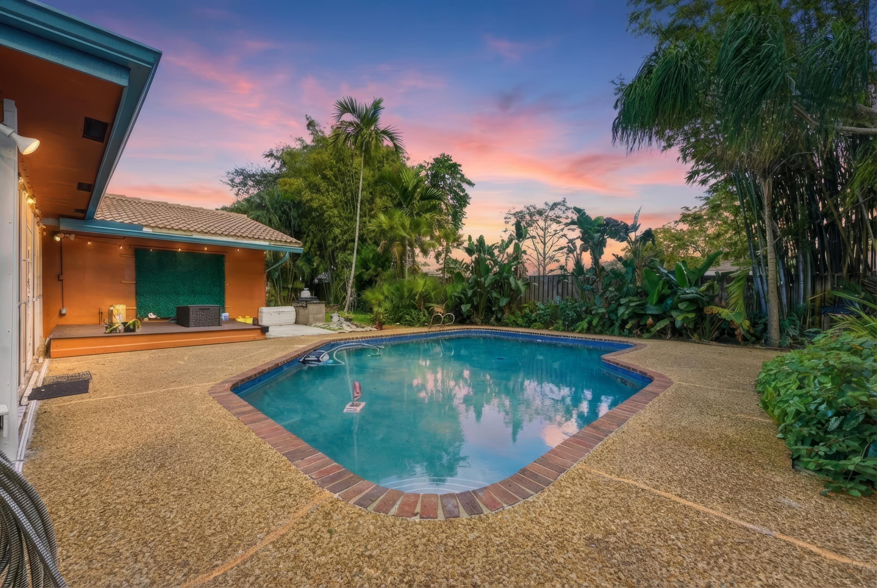 940 Southwest 69th Avenue Plantation, FL 33317 - Photo 10 of 24 940 pic101