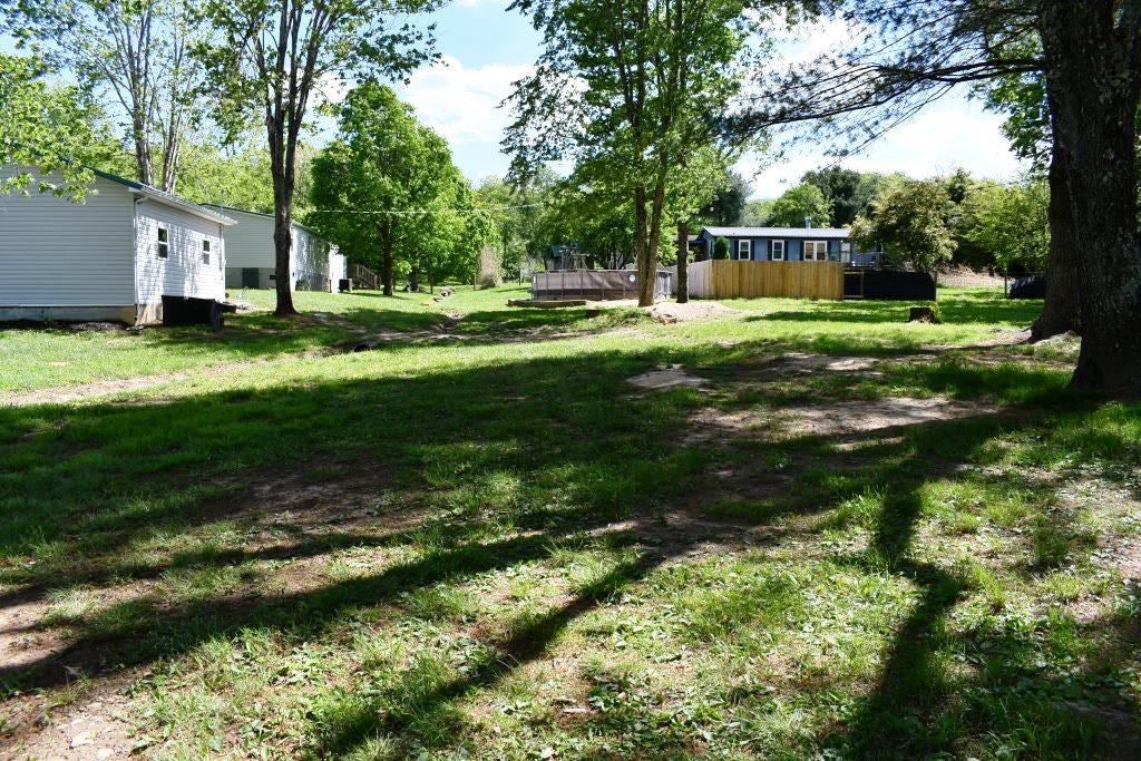 823 Nutmeg Lane Rural Retreat, VA 24368 - Photo 39 of 56 Gallery Image 39