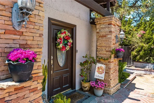 $975,000 | 1520 East Newcrest Drive, West Covina, CA 91792