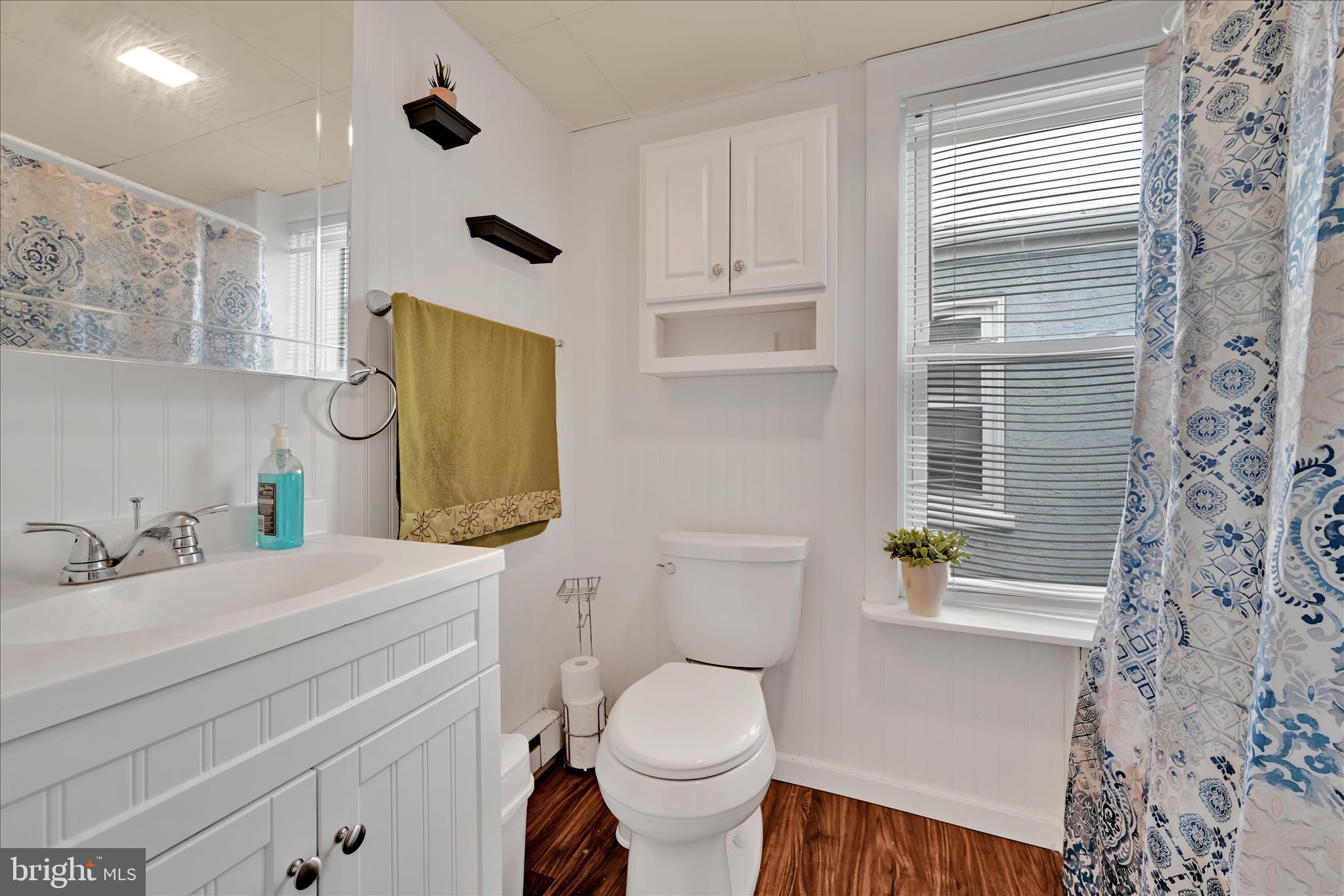 938 Pike Street Reading, PA 19604 - Photo 18 of 26 Bathroom