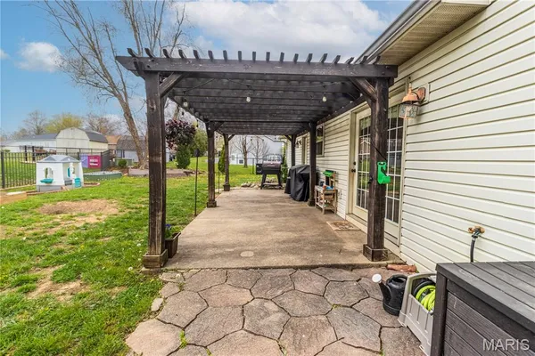 $272,500 | 525 Stotler Way, Jackson, MO 63755