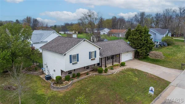 $272,500 | 525 Stotler Way, Jackson, MO 63755