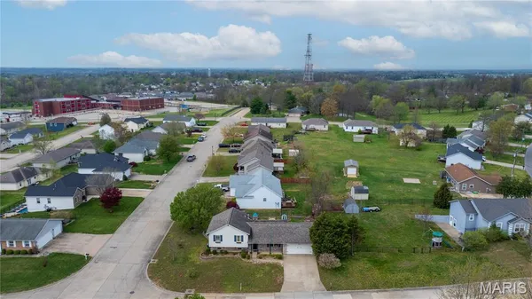 $272,500 | 525 Stotler Way, Jackson, MO 63755