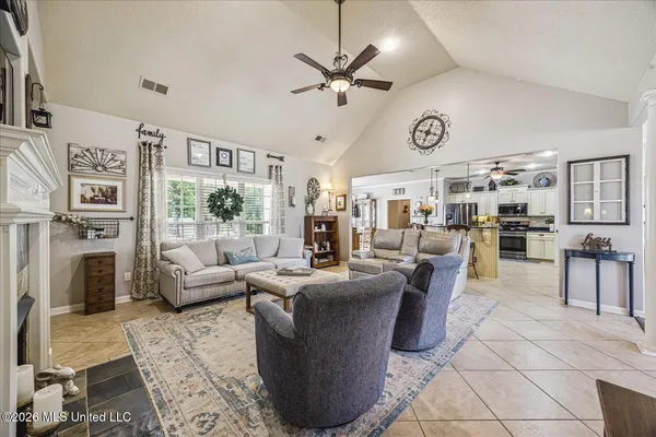 $670,000 | 306 Myra Road, Byhalia, MS 38611