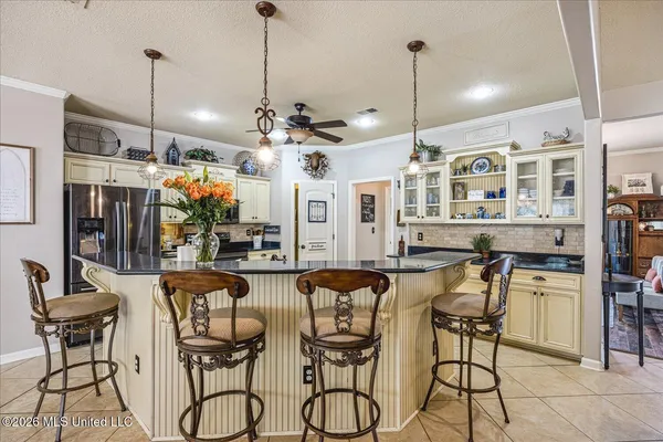 $670,000 | 306 Myra Road, Byhalia, MS 38611