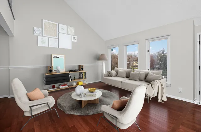 $550,000 | 806 Hillview Drive, Lemont, IL 60439