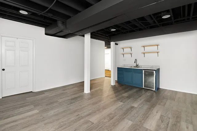 $550,000 | 806 Hillview Drive, Lemont, IL 60439