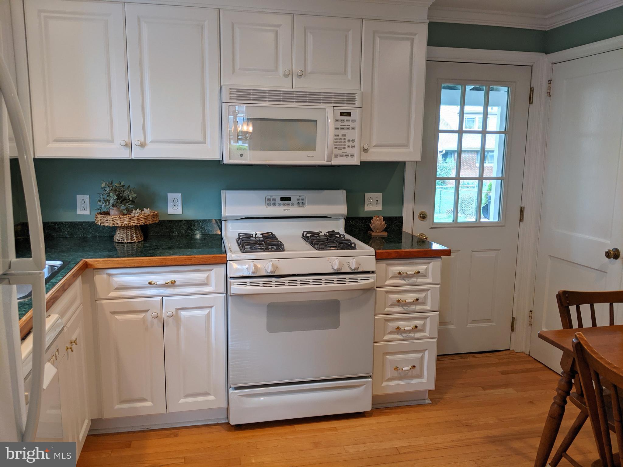 210 Paddock Road Havertown, PA 19083 - Photo 11 of 28 Kitchen with gas stove, dishwasher & Microwave.