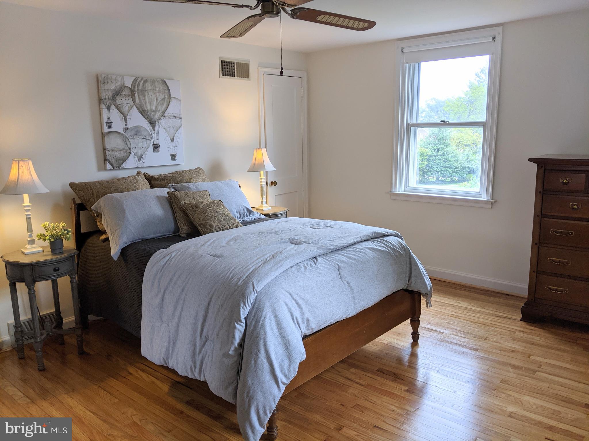 210 Paddock Road Havertown, PA 19083 - Photo 17 of 28 Neutral decor, and Hardwoods