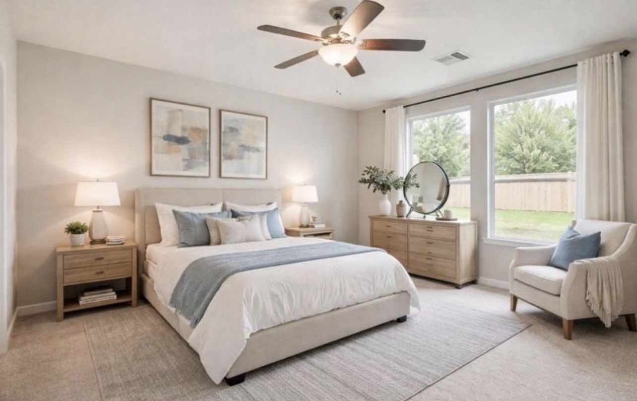6927 Ventura Drive Rosharon, TX 77583 - Photo 5 of 24 a bedroom with a bed and a couch