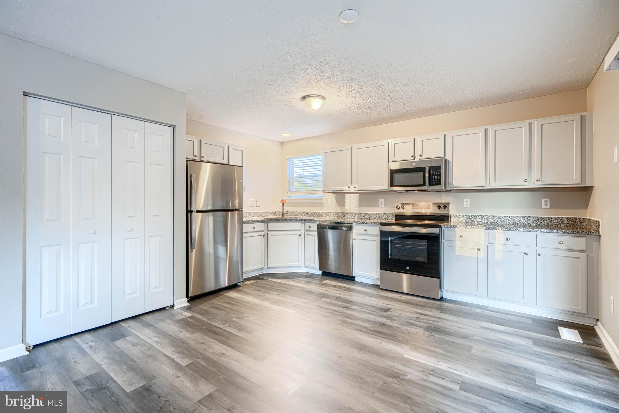 467 Manor Road Aberdeen, MD 21001 - Photo 6 of 50