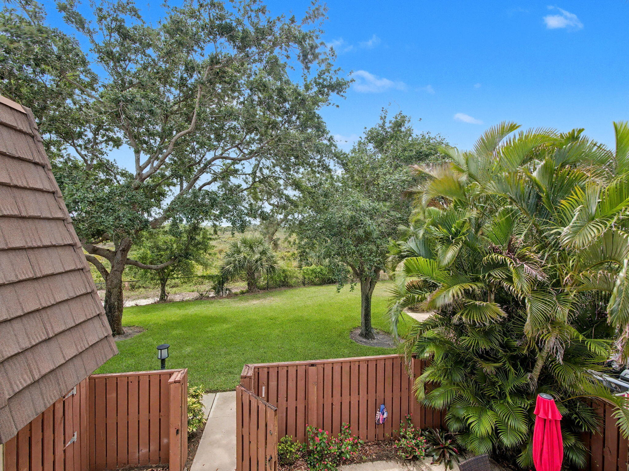 1940 19th Court Jupiter, FL 33477 - Photo 6 of 36 15-web-or-mls-005