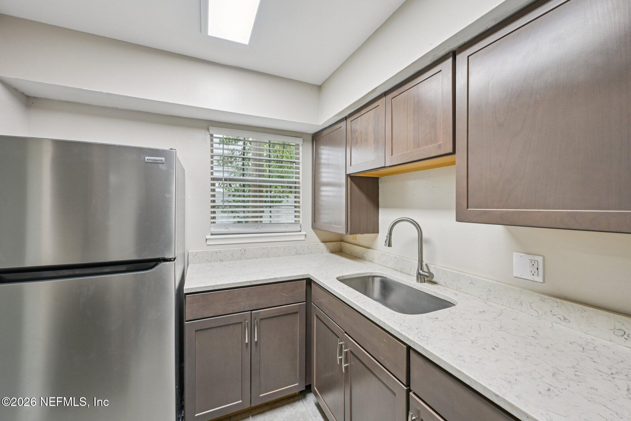 406 Kettering Way Orange Park, FL 32073 - Photo 11 of 31 11-web-or-mls-Kettering Way-S1004-011