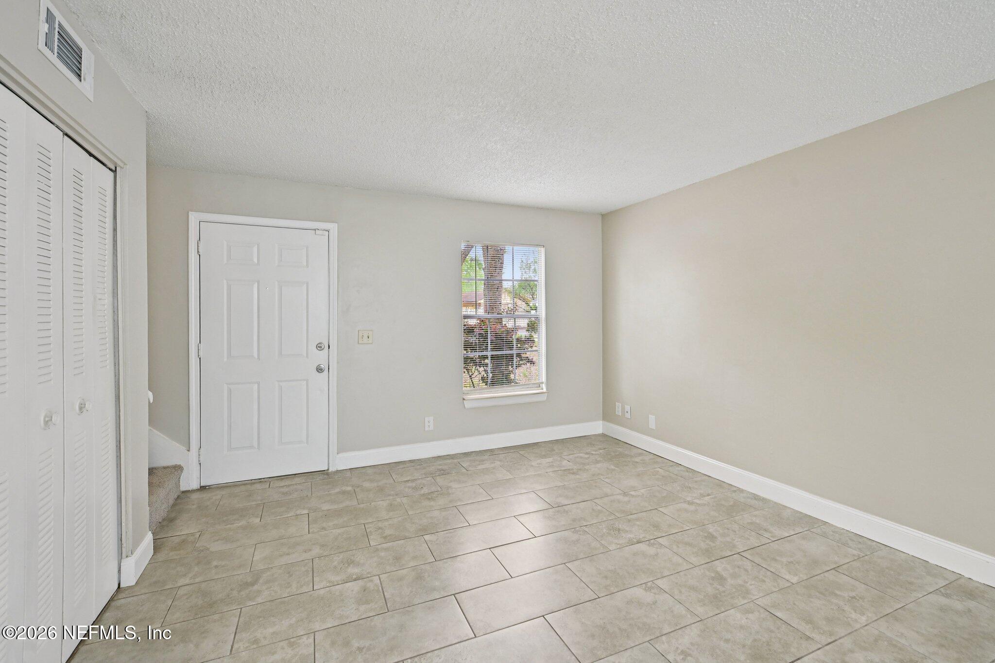 406 Kettering Way Orange Park, FL 32073 - Photo 17 of 31 17-web-or-mls-Kettering Way-S1004-017
