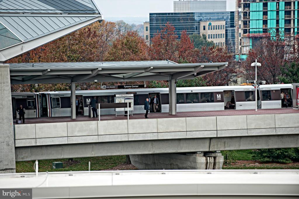 1600 Spring Gate Dr., Unit 2215 McLean, VA 22102 - Photo 30 of 30 a view of a large building with a large window