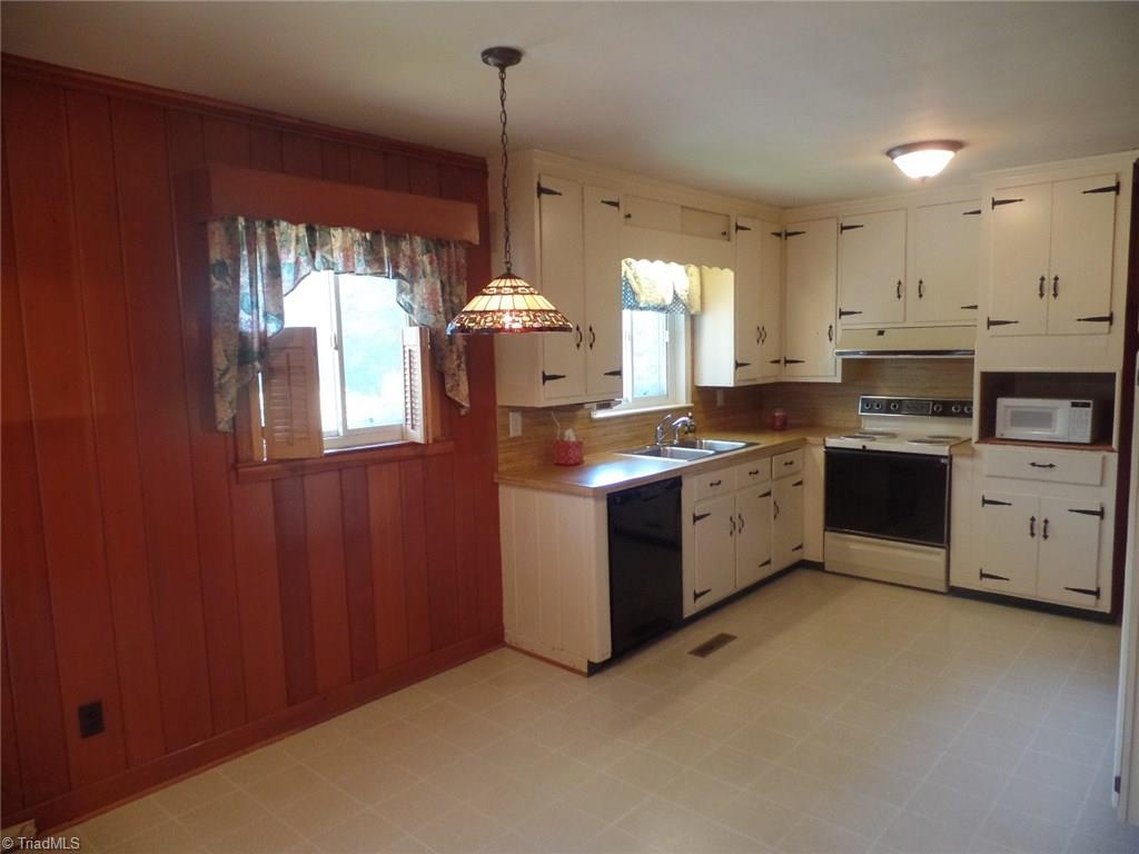 189 Eller Road Winston-Salem, NC 27107 - Photo 7 of 15 Gallery Image 7