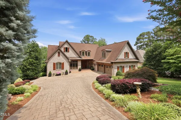 $1,450,000 | 8 The Pointe, Sanford, NC 27332