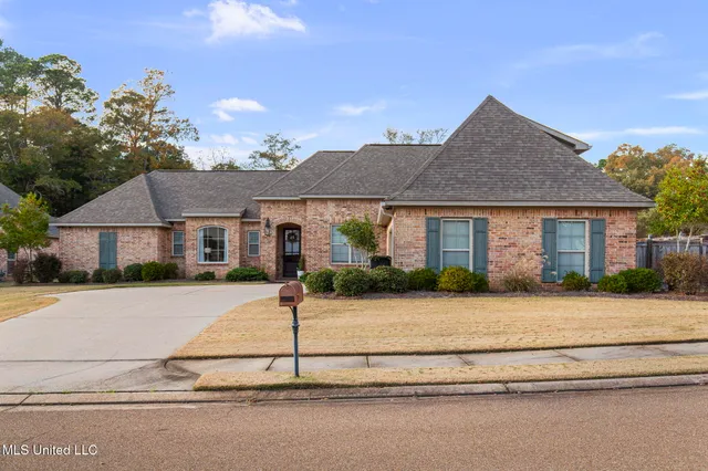 $488,000 | 200 Evelyn Lane, Brandon, MS 39042