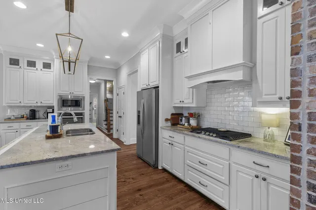 $485,500 | 200 Evelyn Lane, Brandon, MS 39042