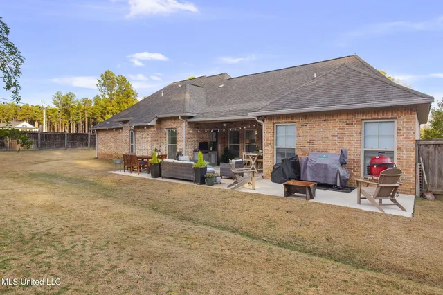 $485,500 | 200 Evelyn Lane, Brandon, MS 39042