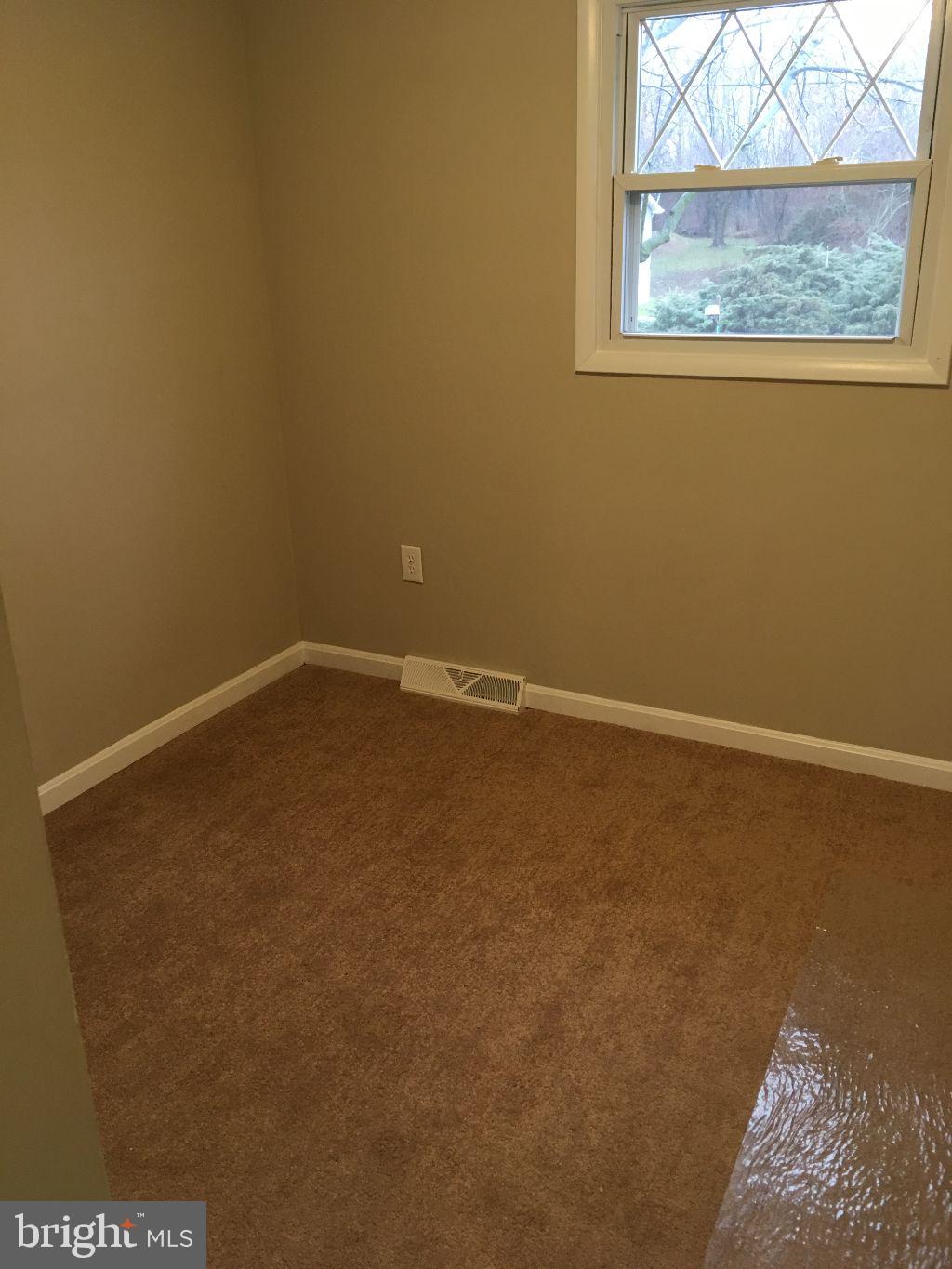 795 Bowers Bridge Road Manchester, PA 17345 - Photo 6 of 13 Gallery Image 6