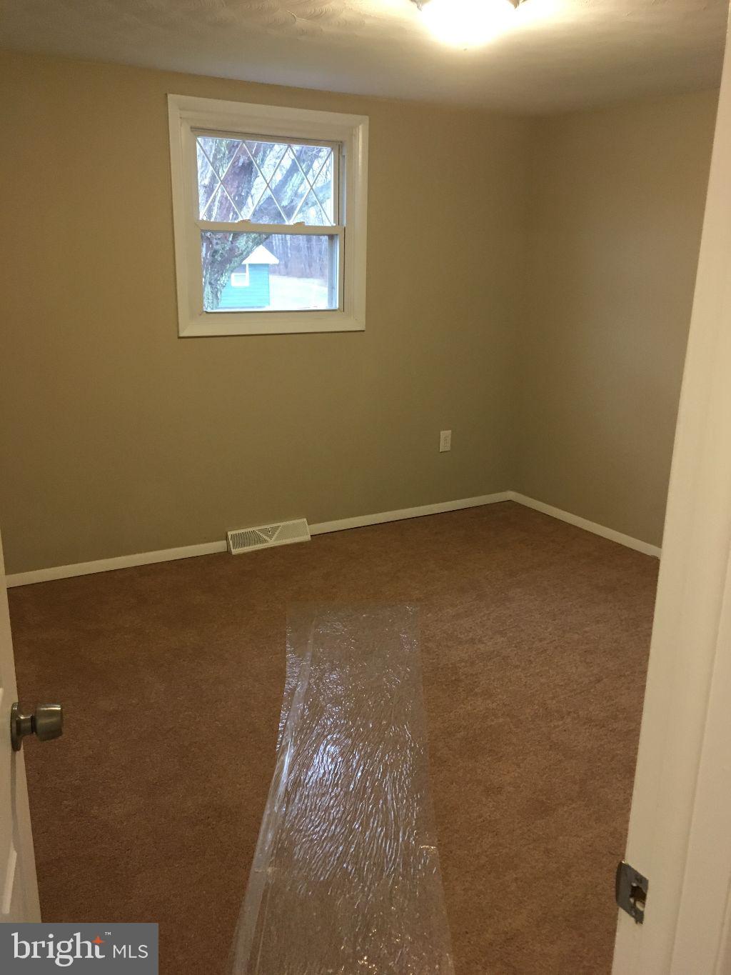 795 Bowers Bridge Road Manchester, PA 17345 - Photo 8 of 13 Gallery Image 8