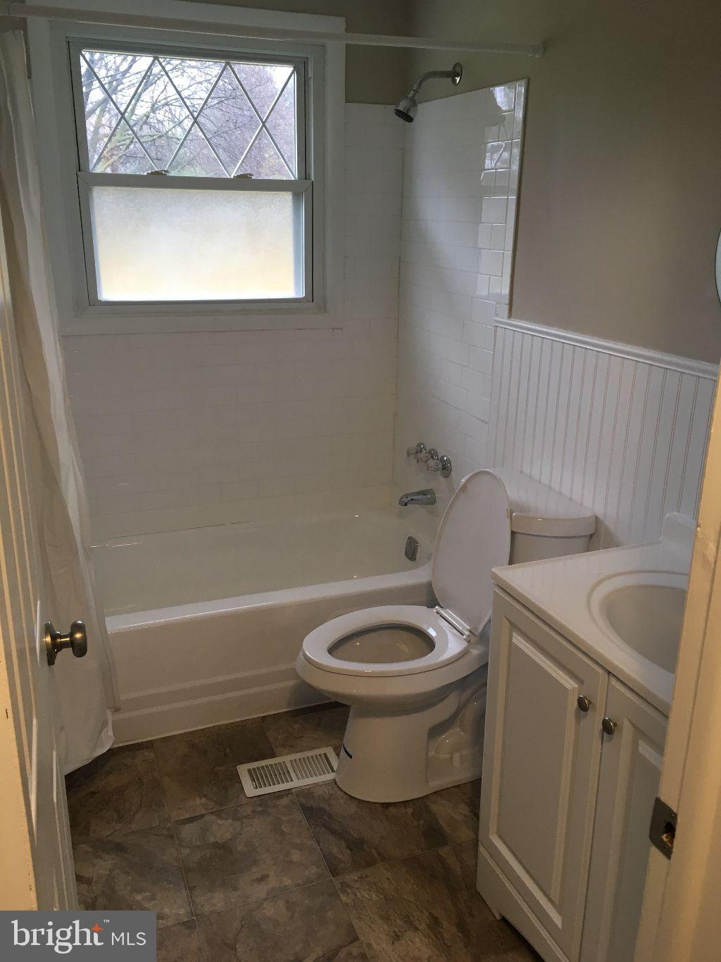 795 Bowers Bridge Road Manchester, PA 17345 - Photo 9 of 13 Gallery Image 9