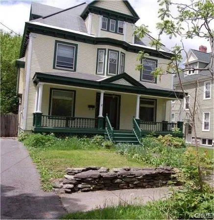 $270,000 | 312 Allen Street, Syracuse, NY 13210