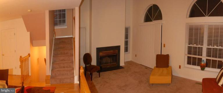 9300 Ispahan Loop Laurel, MD 20708 - Photo 4 of 12 Unique #1