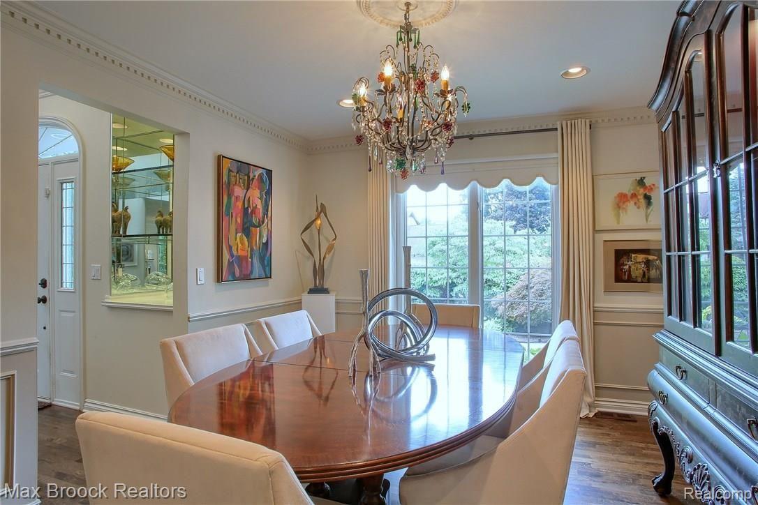 30755 Country Ridge Circle Farmington, MI 48331 - Photo 14 of 42 Dining_Room.jpg