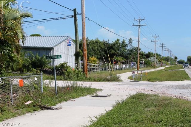 8511 Stringfellow Road St. James City, FL 33956 - Photo 10 of 13 a view of a park with plants