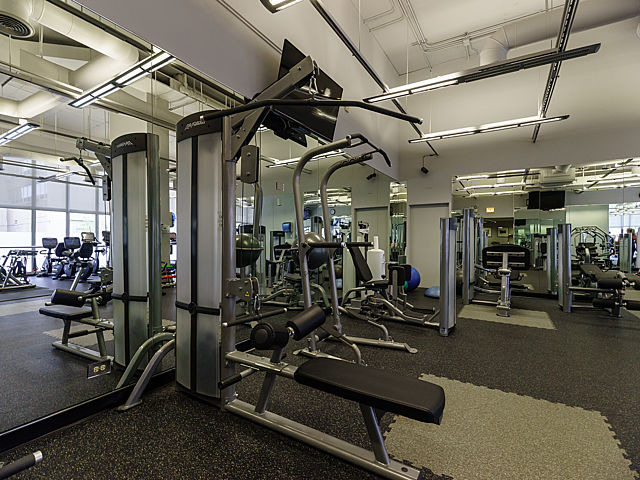 655 West Irving Park Road, Unit 2716 Chicago, IL 60613 - Photo 18 of 25 a view of a room with gym equipment