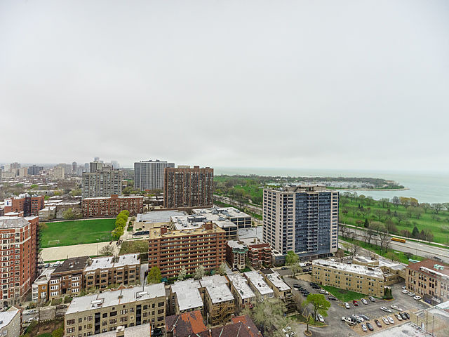 655 West Irving Park Road, Unit 2716 Chicago, IL 60613 - Photo 21 of 25 an aerial view of a city