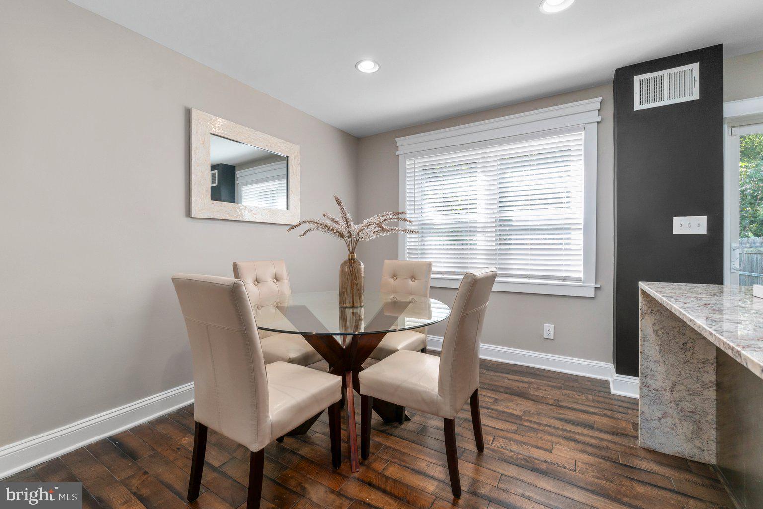 174 Cherrydell Road Baltimore, MD 21228 - Photo 8 of 36 Gallery Image 8
