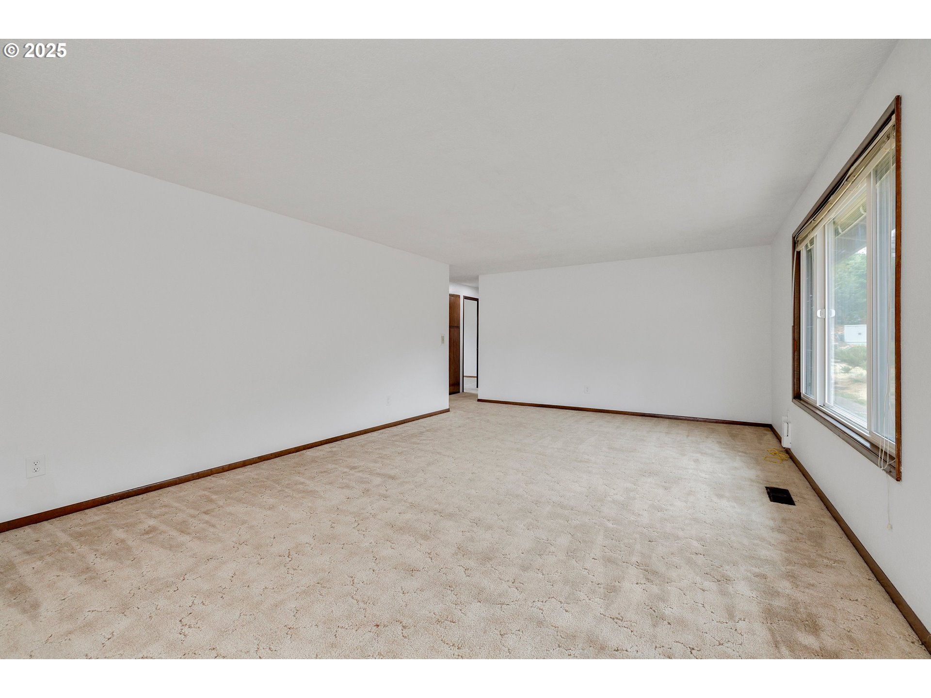 210 Forest Place Forest Grove, OR 97116 - Photo 18 of 35