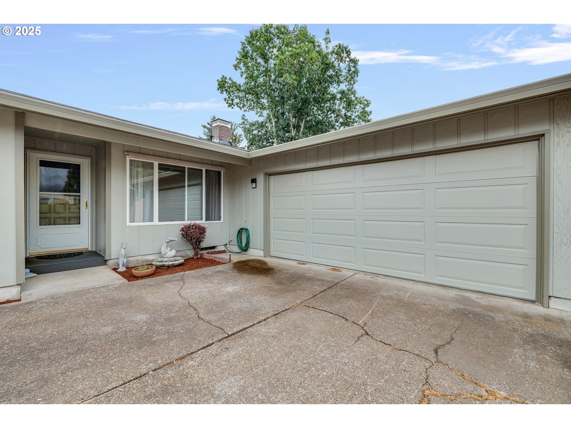 210 Forest Place Forest Grove, OR 97116 - Photo 4 of 35 a view of a outdoor space with a house