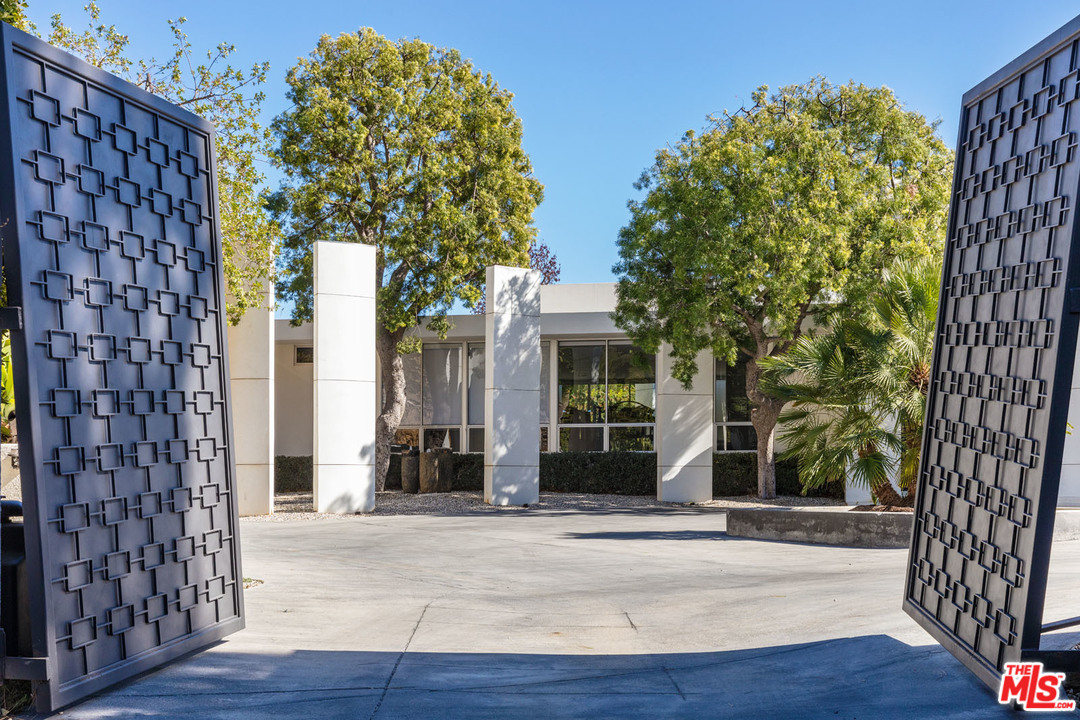 North Hillcrest Road Beverly Hills, CA 90210 - Photo 3 of 34 a view of a building with tree s